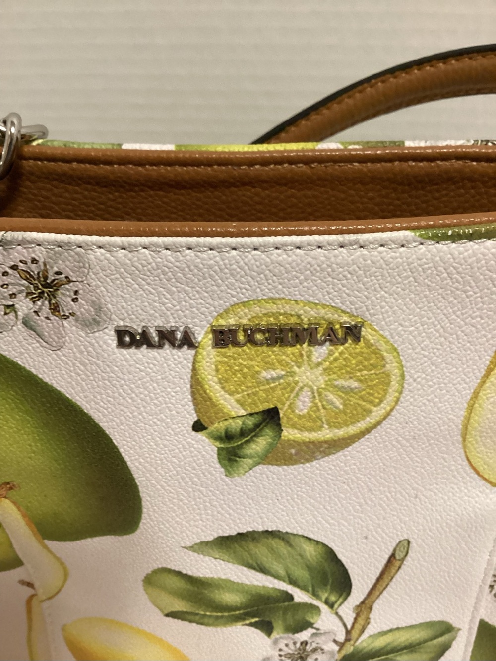 Dana Buchman Off-White Shoulder Bag with Green & Yellow Fruit Print - Picture 2 of 16